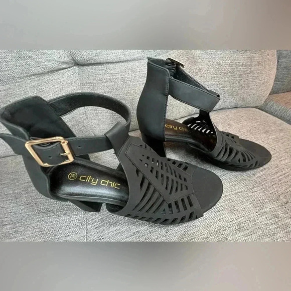 ☘️ NWT City Chic Black Azra Heel, Size 8W - Picture 4 of 7